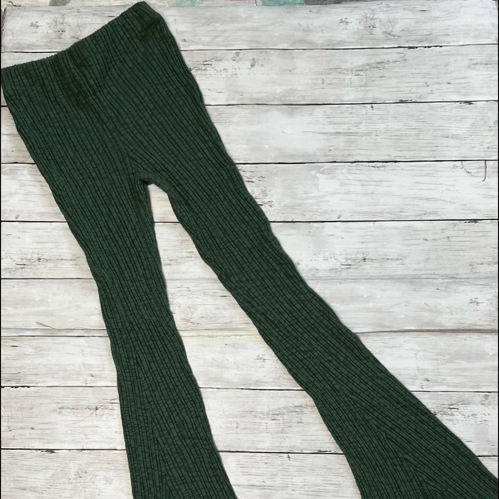 Urban Outfitters Olive Green Woman’s Pull-On Pants Size Small